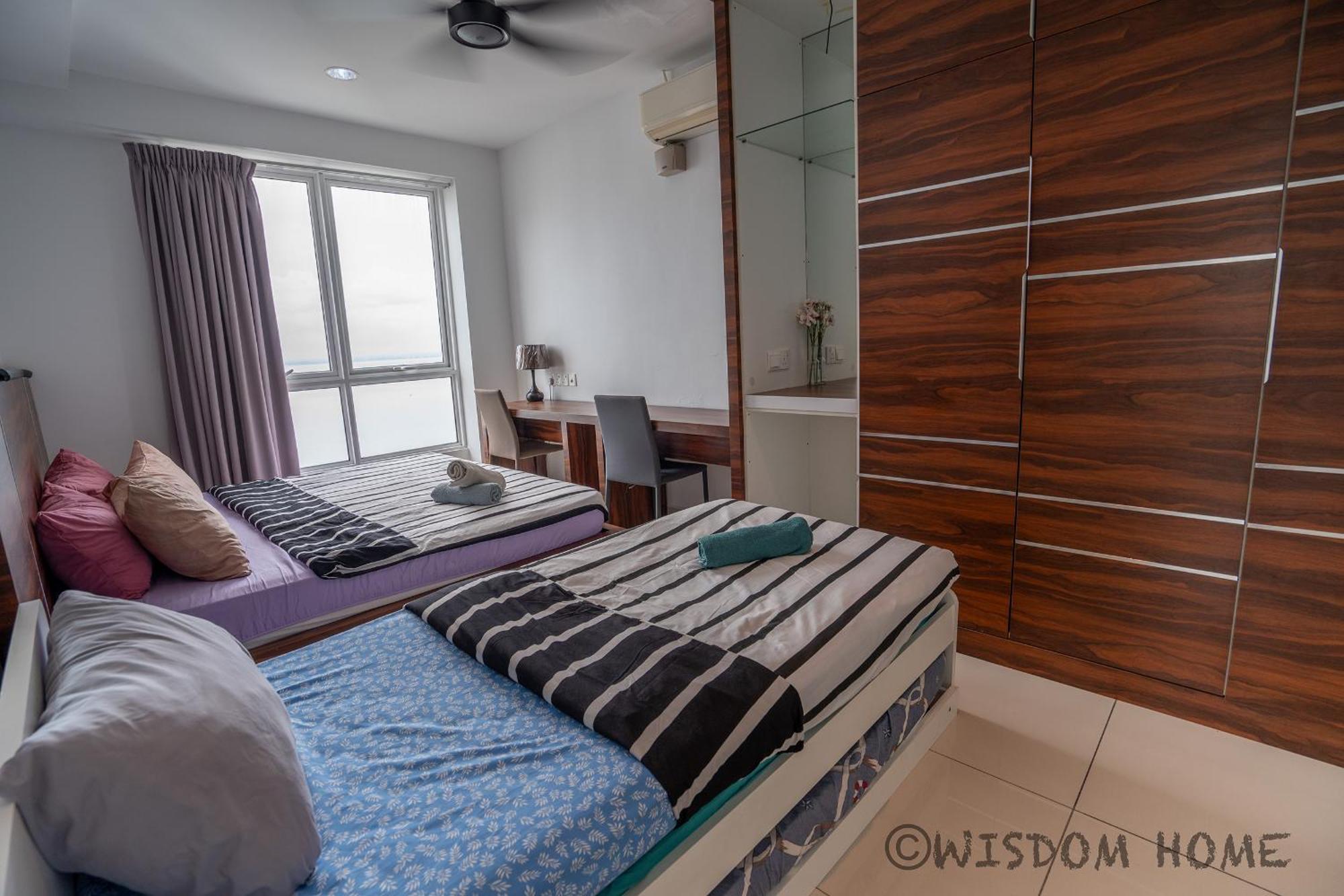 Apartment Seaview Mansion One George Town