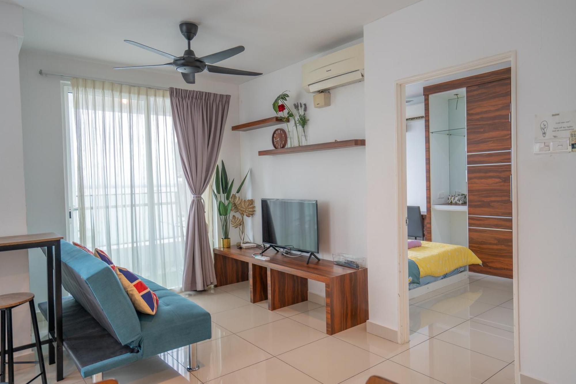 Seaview Mansion One George Town