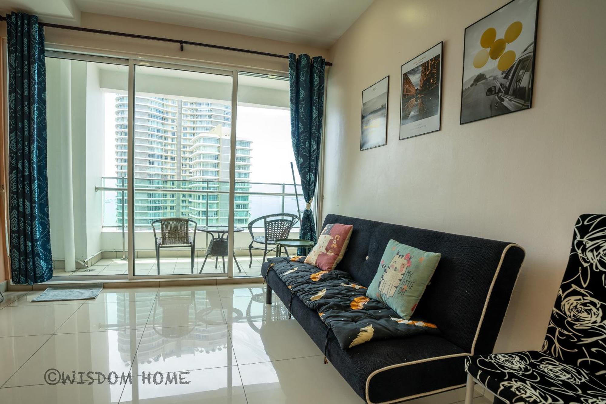 Seaview Mansion One Apartment George Town