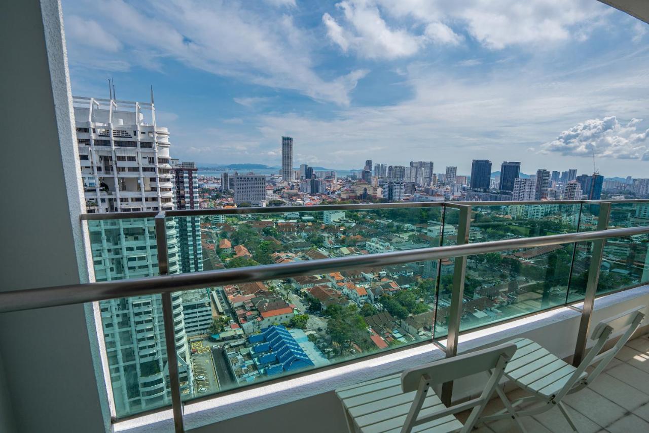 Apartment Seaview Mansion One George Town