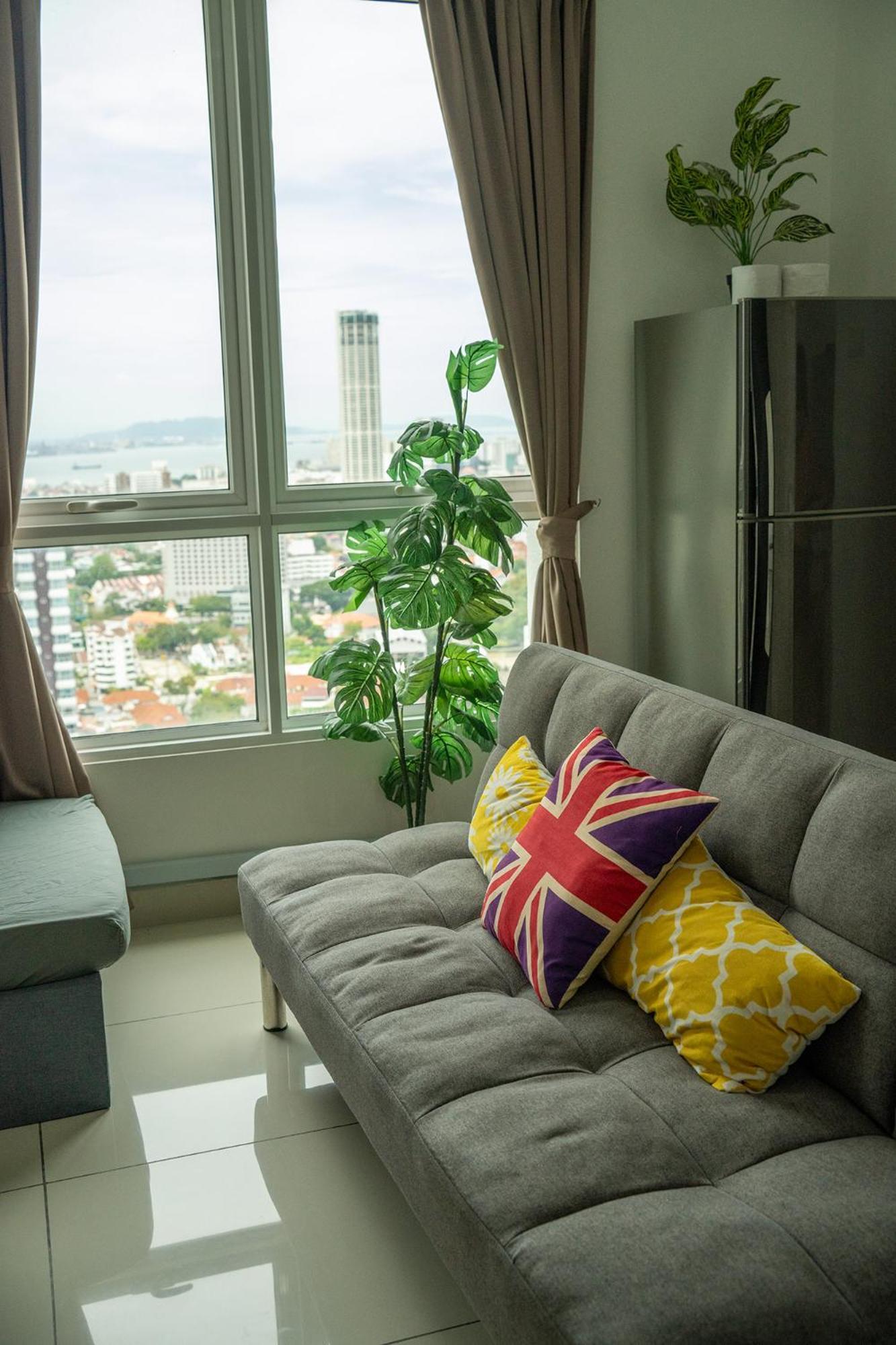 Seaview Mansion One George Town